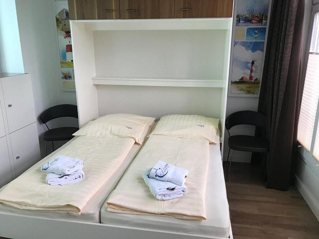 Exclusive Fewo In Warnemuende, 150M To The Beach, 2 Bathrooms, 2 Bedrooms, Sauna, Wifi And Much More. Rostock Eksteriør billede