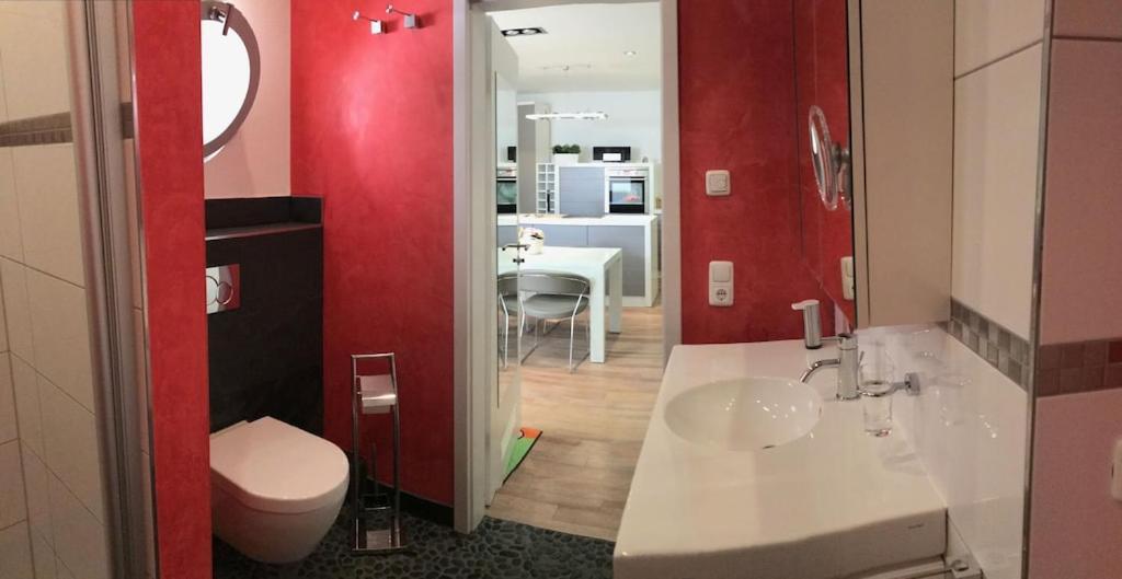 Exclusive Fewo In Warnemuende, 150M To The Beach, 2 Bathrooms, 2 Bedrooms, Sauna, Wifi And Much More. Rostock Eksteriør billede